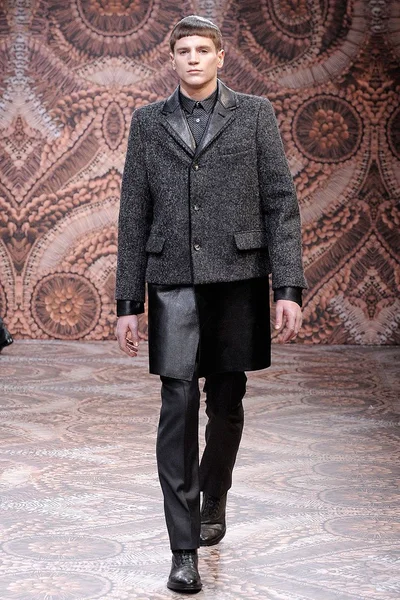 Look 20